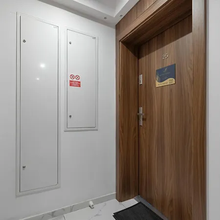 Baltini Premium